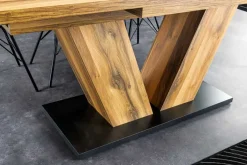 Ausziehbarer Esstisch MONTREAL 180-280cm natur Plankeneiche Holz-Design V-Gestell