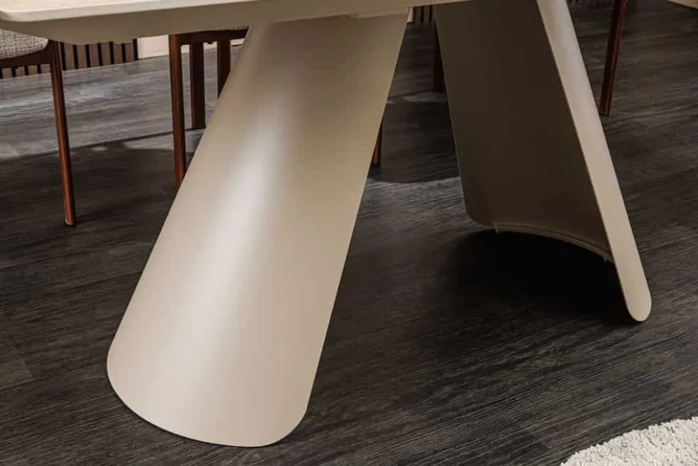 Ausziehbarer Esstisch VOGUE 160-240cm beige Keramik Travertin Metall champagner greige