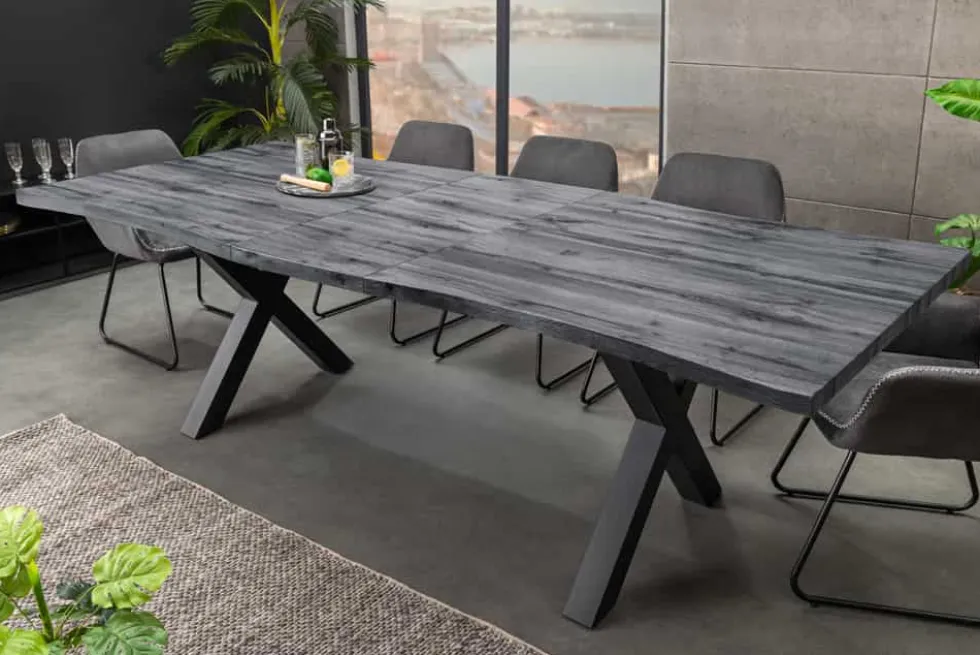 Ausziehbarer Esstisch WILD 180-220cm grau gekälkt Wildeichen-Design Baumkante schwarz