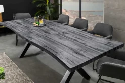 Ausziehbarer Esstisch WILD 160-200cm grau gekälkt Wildeichen-Design Baumkante schwarz