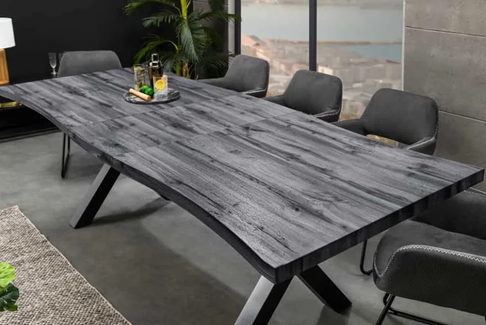 Ausziehbarer Esstisch WILD 160-200cm grau gekälkt Wildeichen-Design Baumkante schwarz