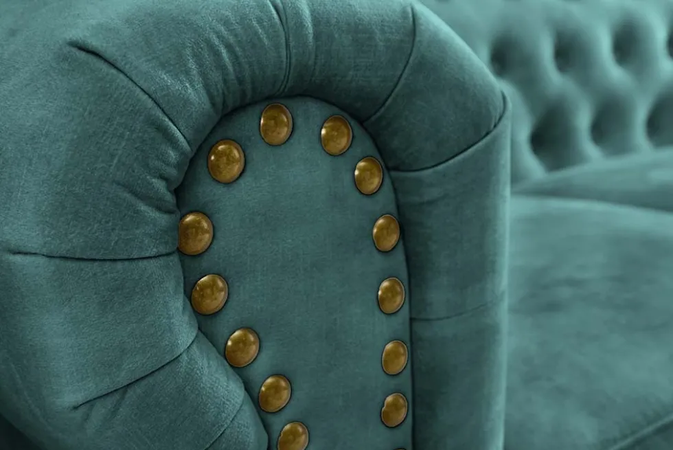 Barocker Sessel CHESTERFIELD petrol Samt Federkern goldene Nieten mit Knopfheftung