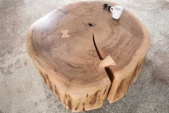 Baumstamm Couchtisch GOA 60cm natur Akazie Massivholz rund mit Rollen Unikat
