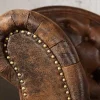 Chesterfield Récamière 170cm antik braun mit Knopfheftung und Nietenbesatz