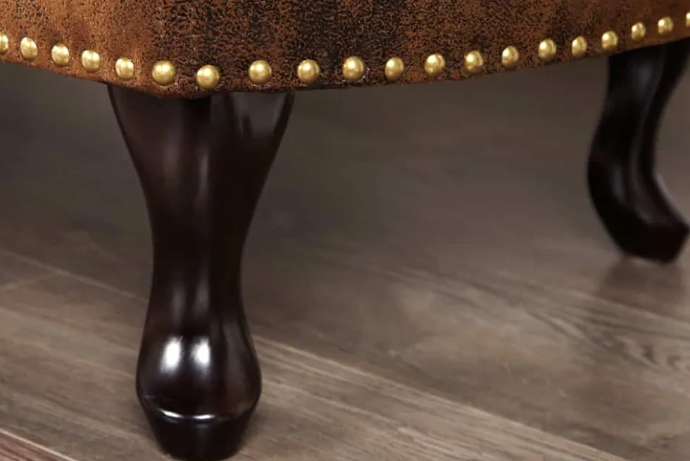 Chesterfield Récamière 170cm antik braun mit Knopfheftung und Nietenbesatz