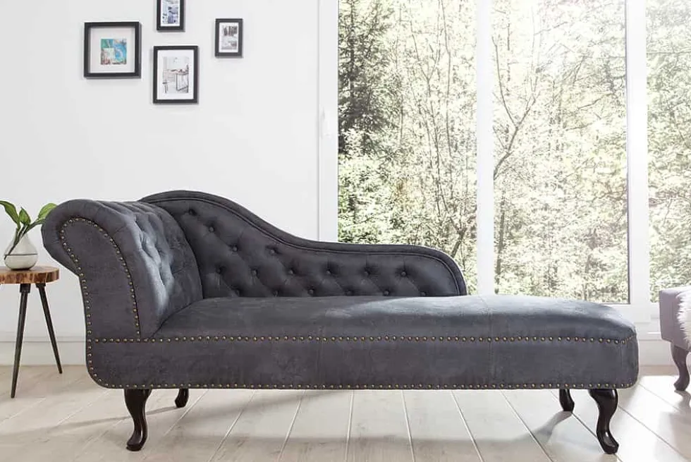 Chesterfield Récamière 170cm antik grau mit Knopfheftung und Nietenbesatz