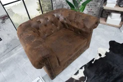 Chesterfield Sessel 110cm antik braun mit Knopfheftung und Federkern