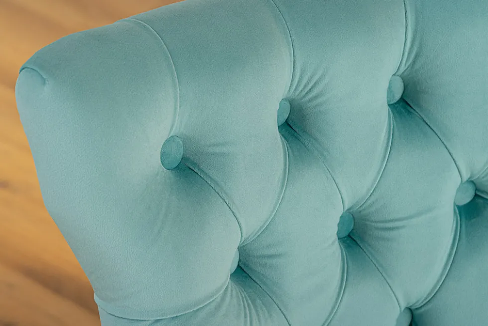 Chesterfield Stuhl CASTLE blau Samt goldene Edelstahlbeine mit Komfortgriff