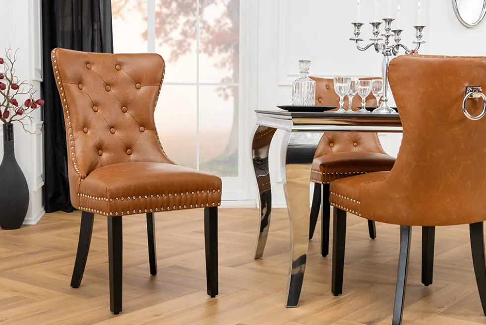 Chesterfield Stuhl CASTLE braun Kunstleder schwarz Massivholz mit Komfortgriff