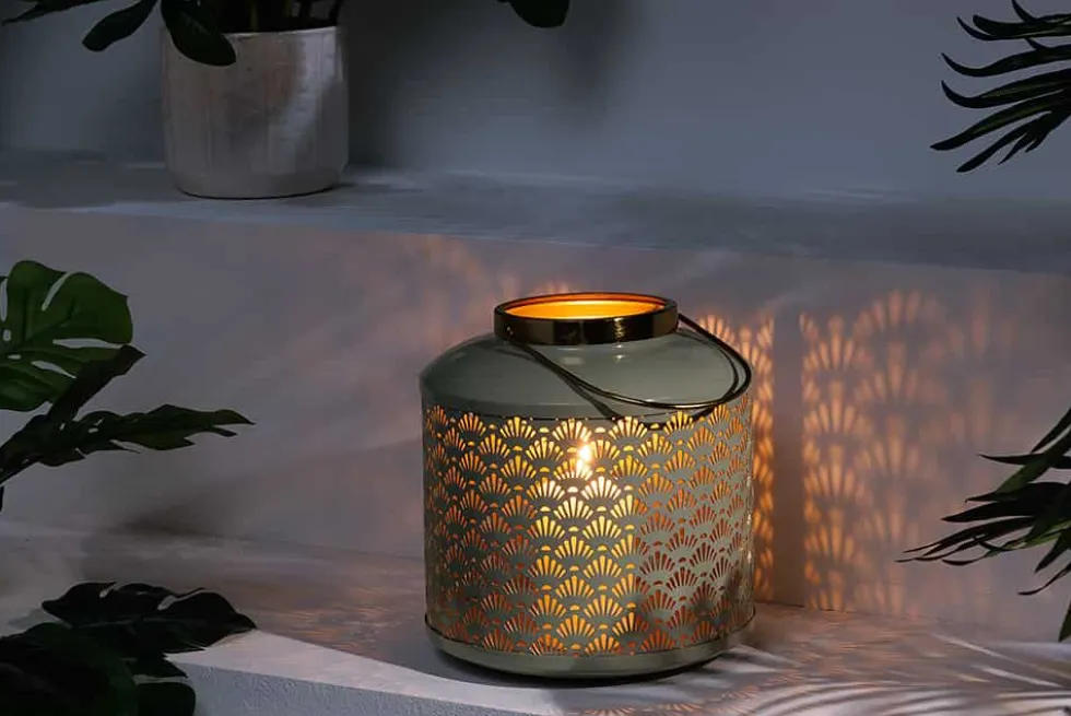 Deko Windlicht CANDLELIGHT 20cm beige-grün Metall handmade Laterne