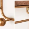 Dekorative Wandgarderobe HERITAGE 80cm natur gold messing Pinie Metall mit Ablage
