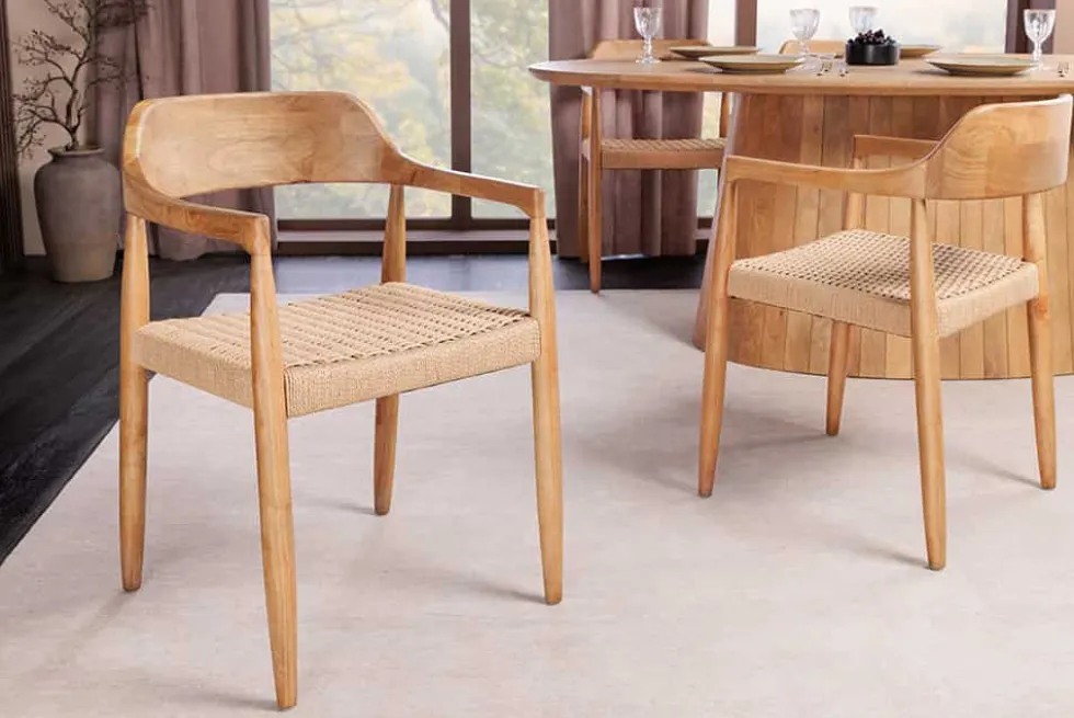 Design Armlehnen-Stuhl KENNEDY natur aus recyceltem Pinienholz mit Korbgeflecht