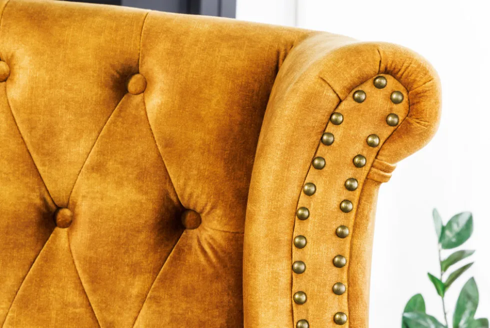 Design Ohrensessel CHESTERFIELD 85cm senfgelb Samt Knopfheftung