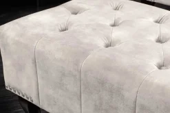 Design Sitzhocker CHESTERFIELD 80cm champagner beige Samt Knopfheftung Nietenbesatz