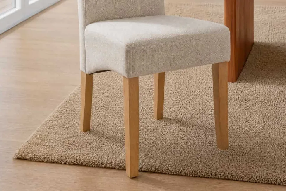 Design Stuhl CASA beige Bouclé Tweed Soft Massivholzbeine Zierknöpfe und Nackenrolle