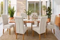Design Stuhl CASA beige Leinen Massivholzbeine mit Zierknöpfen und Nackenrolle