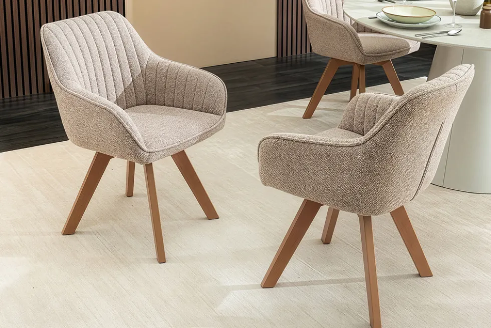 Design Stuhl LIVORNO beige Strukturstoff Massivholzbeine drehbar Auto-Return-Funktion