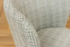 Design Stuhl LYON blau kariert Bouclé schwarze Metallbeine