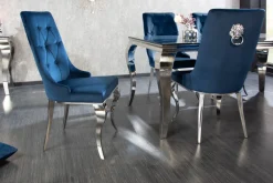 Design Stuhl MODERN BAROCK royalblau Samt mit silbernem Löwenkopf