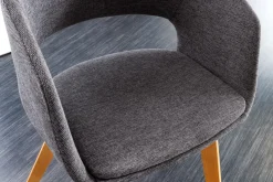 Design Stuhl NORDIC STAR grau Strukturstoff Massivholz mit Armlehne gepolstert