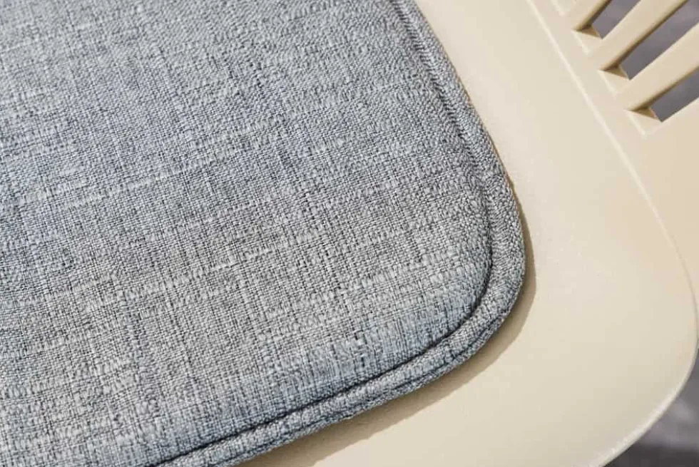 Design Stuhl SIGNUM greige schwarz Kunststoff Indoor Outdoor mit Armlehnen