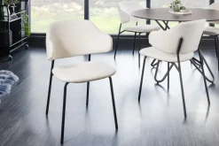 Design Stuhl VOGUE weiß Bouclé schwarze Metallbeine