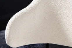 Design Stuhl VOGUE weiß Bouclé schwarze Metallbeine
