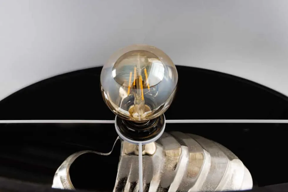 Design Tischlampe SHELL 60cm silber schwarz Metall Stoffschirm maritim