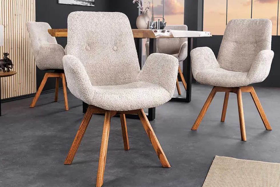 Drehbarer Design Stuhl BALTIC beige Bouclé natur Eiche Massivholz-Beine mit Armlehne