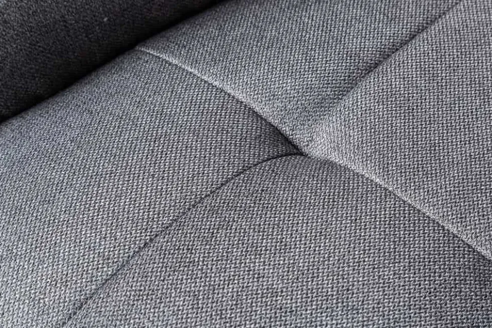 Drehbarer Design Stuhl MR. LOUNGER anthrazit grau Microfaser Flachgewebe mit Armlehne