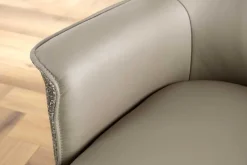Drehbarer Stuhl LE GRAND taupe Echtleder Strukturstoff schwarzes Metallgestell