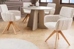 Drehbarer Stuhl UNIQUE beige Chenille Eichenholzbeine mit Armlehne