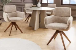 Drehbarer Stuhl UNIQUE taupe beige Strukturstoff Walnussholzbeine mit Armlehne