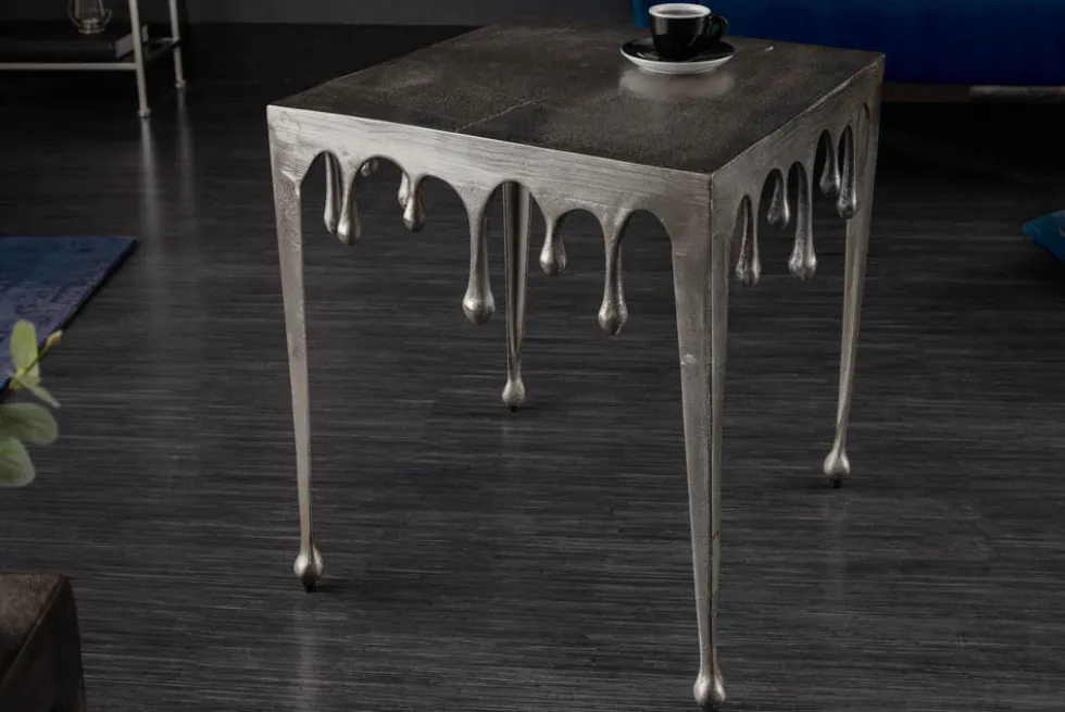 Extravaganter Couchtisch LIQUID LINE L 46cm silber Tropfen-Design
