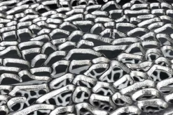 Handgearbeiteter Couchtisch ORGANIC 120cm silber Metall Blatt-Design mit Stauraum