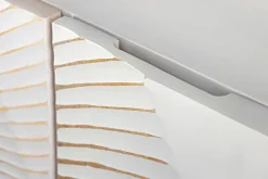 Handgearbeitetes Sideboard GOLDEN SUNSET 140cm weiß mit 3D Schnitzereien gold Mangoholz Metallbeine