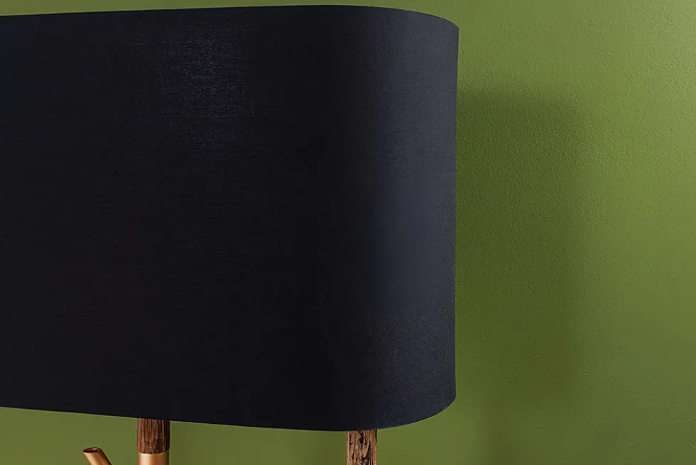 Handgefertigte Stehlampe WARDROBE 155cm schwarz gold natur Eisenholz Massivholz
