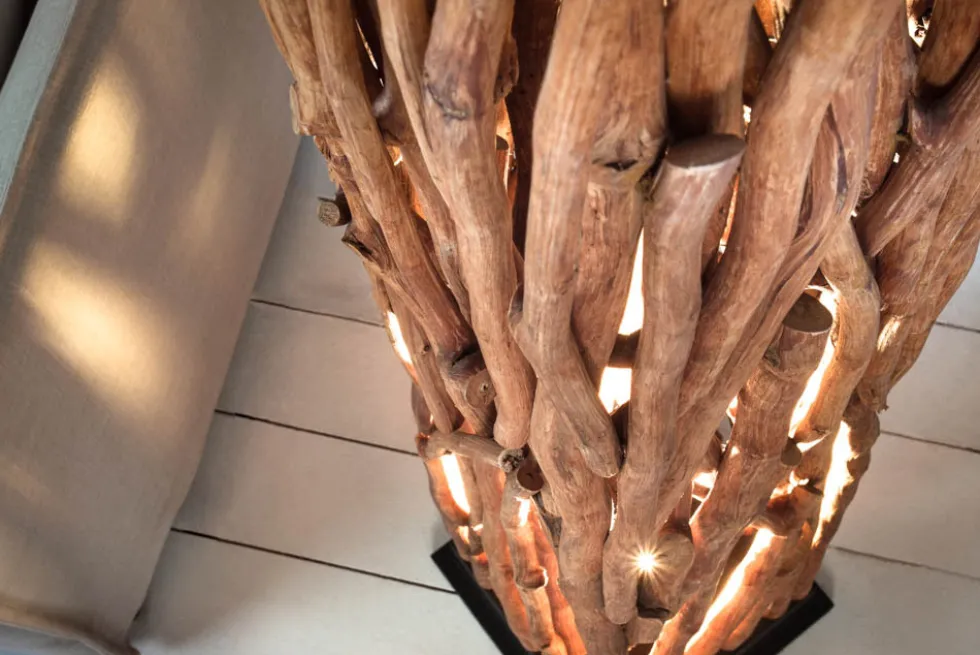 Handgefertigte Stehlampe NATURE ART 173cm aus Longan-Massivholz