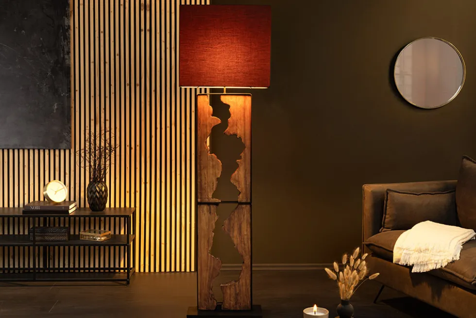 Handgefertigte Stehlampe DESIGNED BY NATURE 165cm natur schwarz Regenbaumholz
