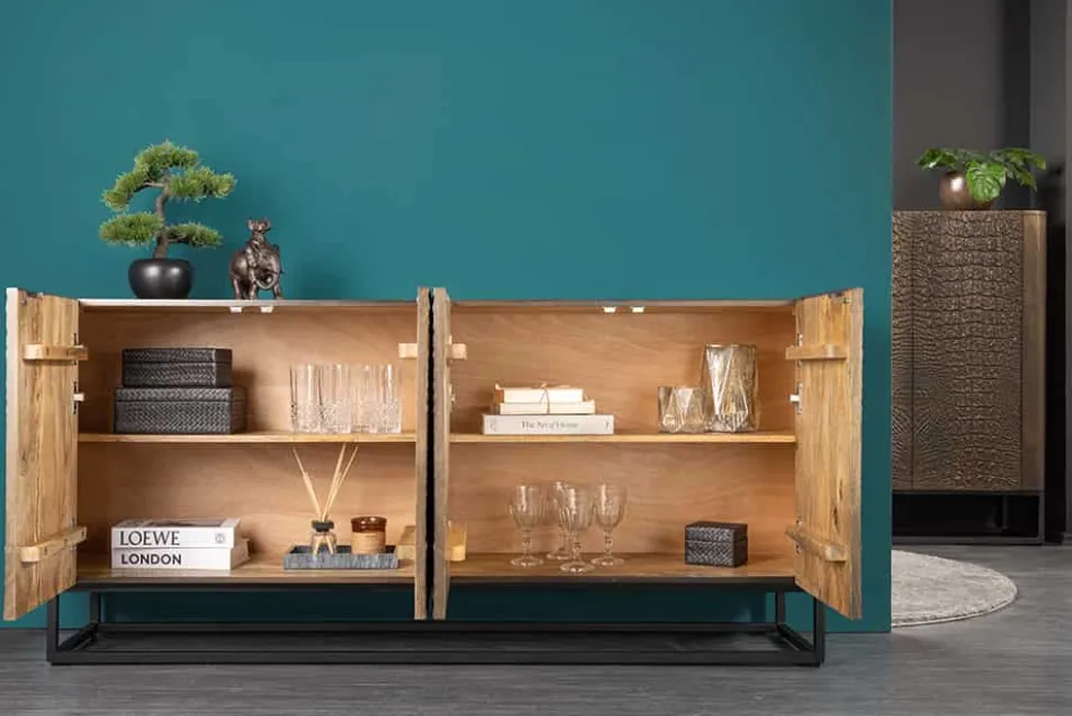 Handgefertigtes Sideboard CROCO 180cm gold braun Mangoholz mit 3D Schnitzereien massiv schwarz Metall