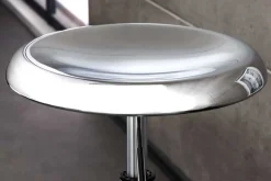 Höhenverstellbarer Barhocker INDUSTRIAL Chrom silber schwarz Metall rund drehbar