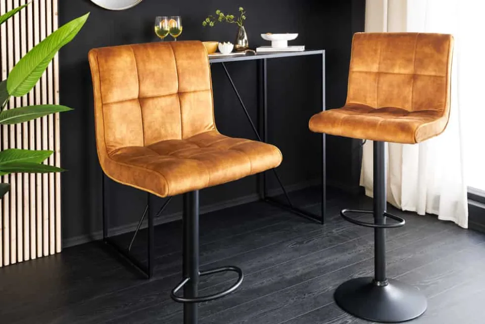 Höhenverstellbarer Barhocker MODENA senfgelb Samt Metall schwarz drehbar