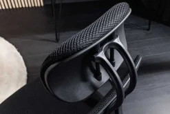 Höhenverstellbarer Bürostuhl YOGA schwarz Butterfly-Mechanik drehbar mit Armlehne
