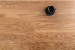 Industrial Couchtisch APARTMENT 95cm Massivholz Eiche geölt mit Ablage Metallgestell schwarz