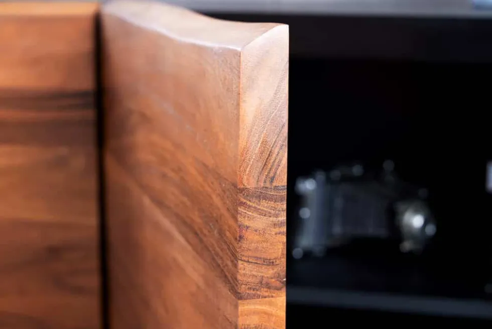 Industrial Design Sideboard ORGANIC ARTWORK 180cm Akazie Massivholz Eisengestell