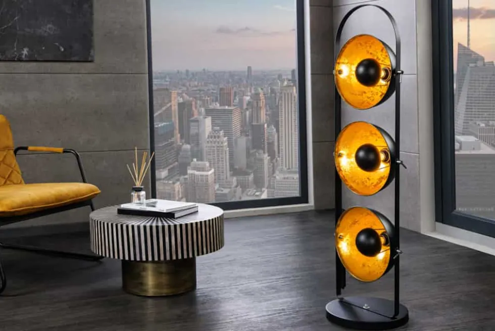 Industrial Stehlampe STUDIO 130cm schwarz Blattgold-Optik 3 neigbare Schirme