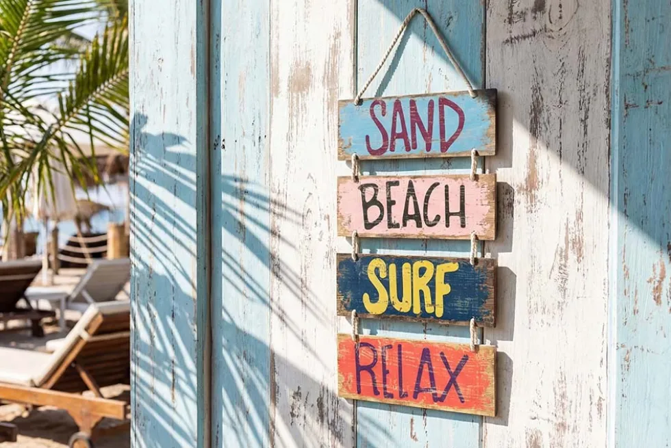 Maritimes Wandschild SURF & BEACH 110cm buntes Holzdesign Deko-Schild
