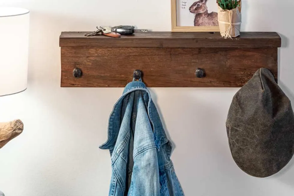 Massive Wandgarderobe HEMINGWAY 60cm natur recyceltes Teakholz mit Ablage