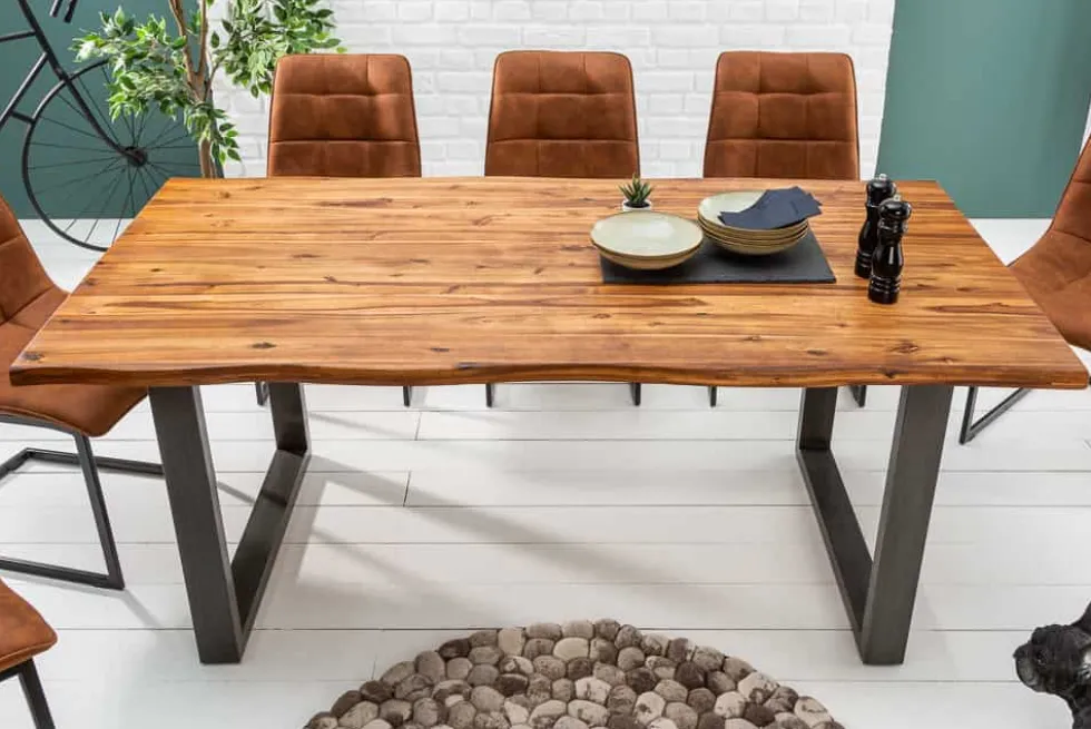 Massiver Baumstamm Esstisch GENESIS 180cm Akazie Baumkante Kufengestell Industrial Finish