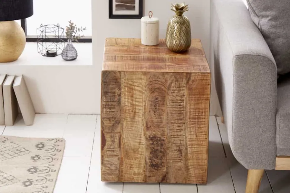 Massiver Beistelltisch FACTORY 45cm natur Mangoholz geflammt auf Rollen